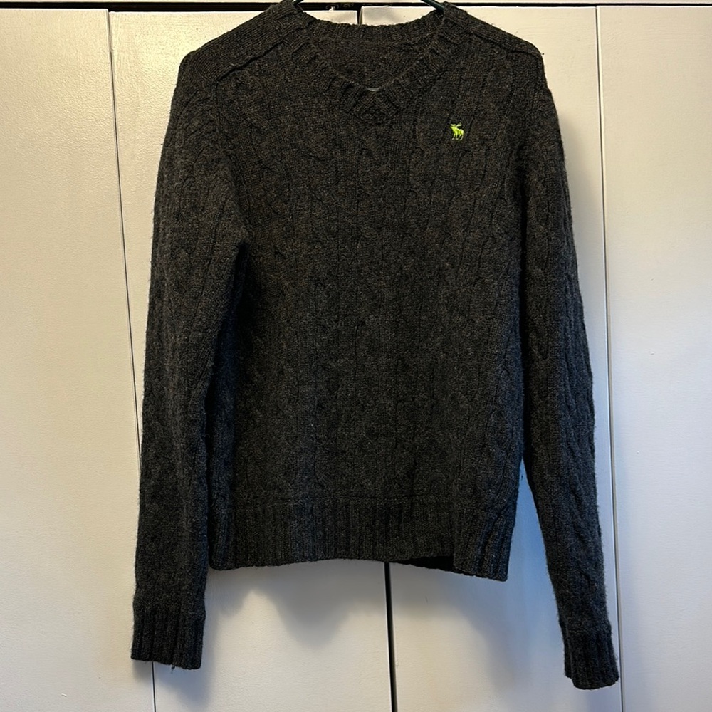 Abercrombie & Fitch Dark Gray Cable Knit Sweater
